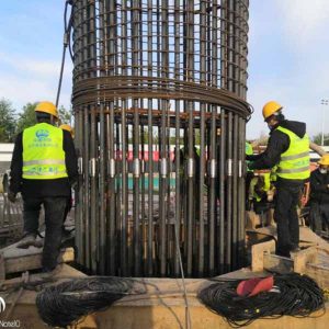 What are the general requirements for reinforcement connection in construction engineering?